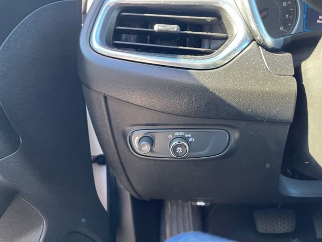 Used 2021 Chevrolet Equinox LT image 19