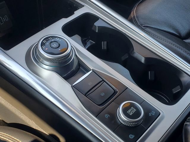 Certified 2021 Ford Explorer XLT w/ Equipment Group 202A image 21