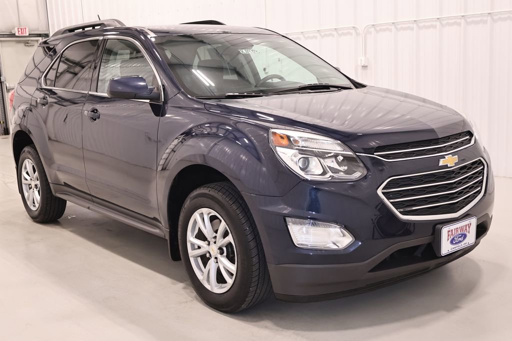 Used 2017 Chevrolet Equinox LT w/ Convenience Package FWD image 4
