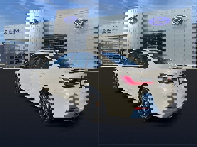 Used 2023 BMW 330i xDrive Sedan w/ Premium Package image 4