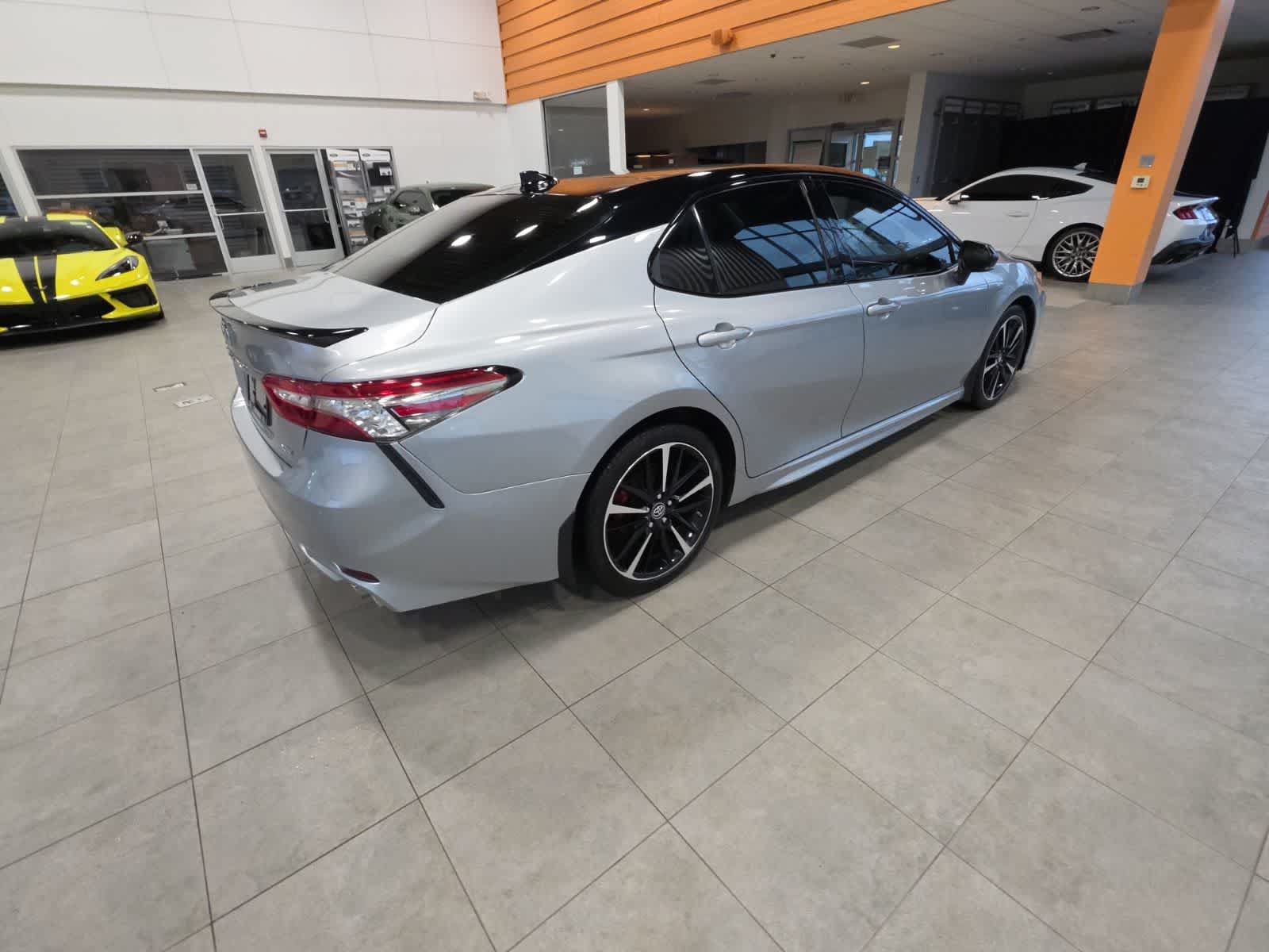 Used 2019 Toyota Camry FWD image 8