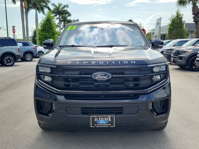 Certified 2025 Ford Expedition Max Active AWD/4WD image 2