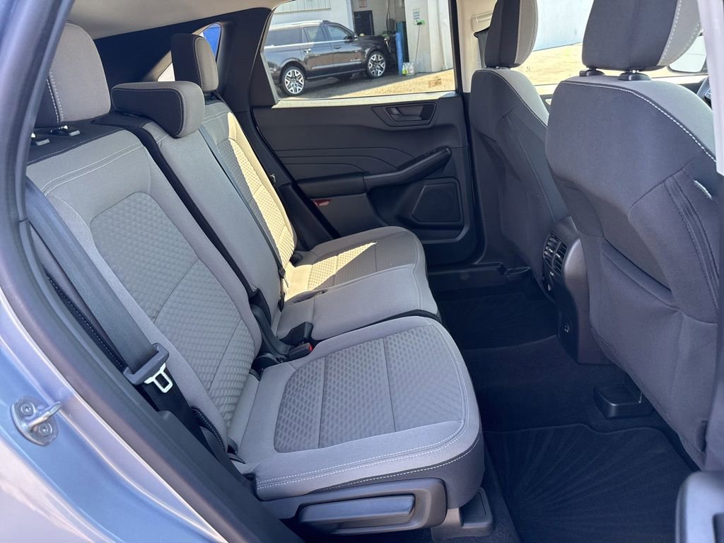 Certified 2022 Ford Escape SE w/ Cold Weather Package FWD image 34