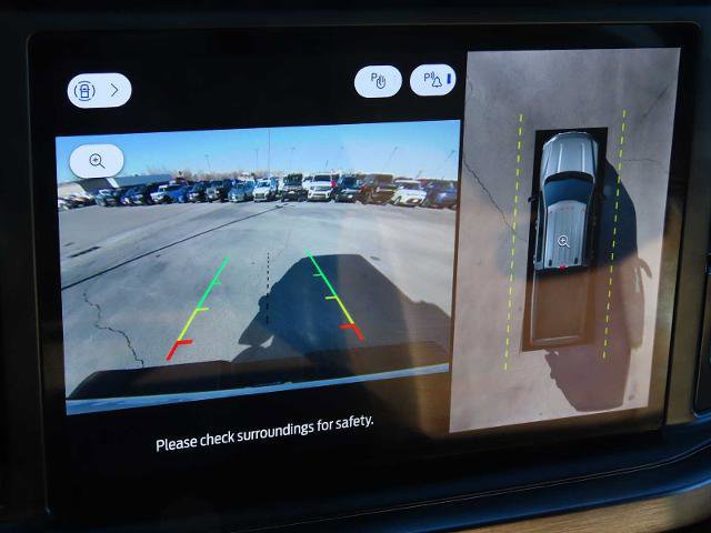 Certified 2024 Ford F350 Lariat image 32