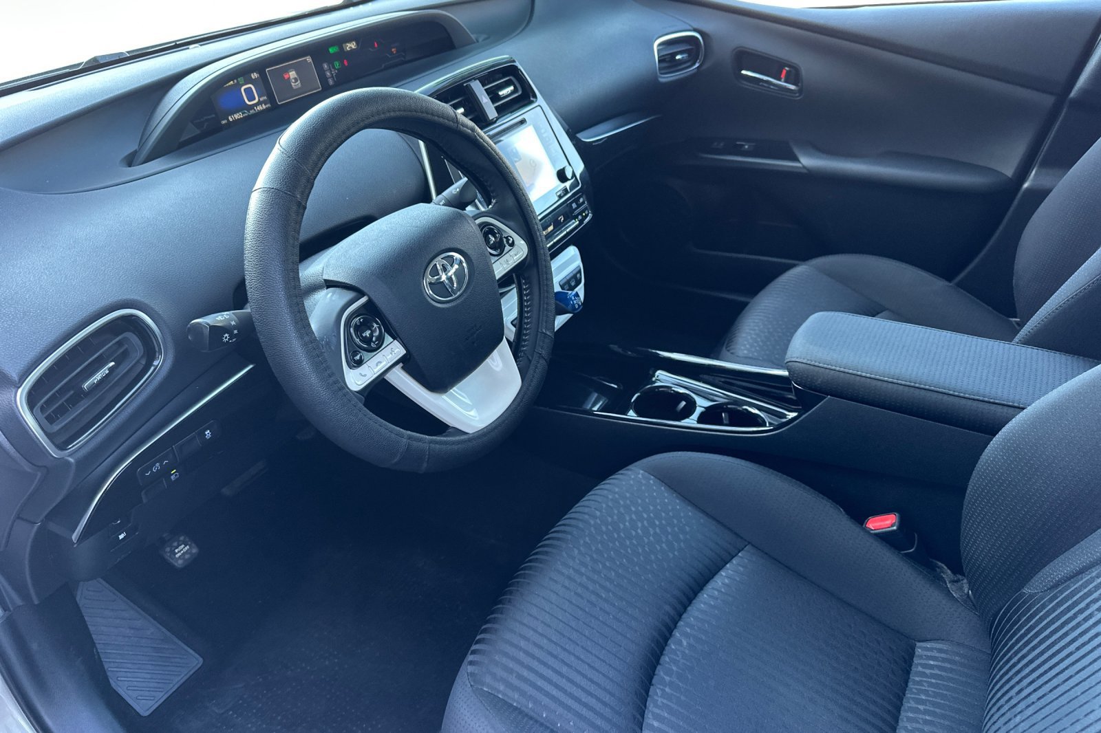Used 2018 Toyota Prius Prime Plus FWD image 13
