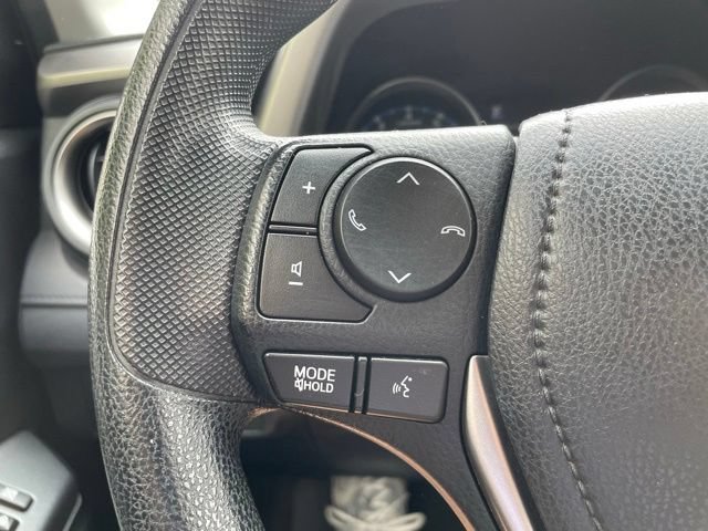 Used 2018 Toyota RAV4 LE w/ All Weather Liner Package AWD/4WD image 9