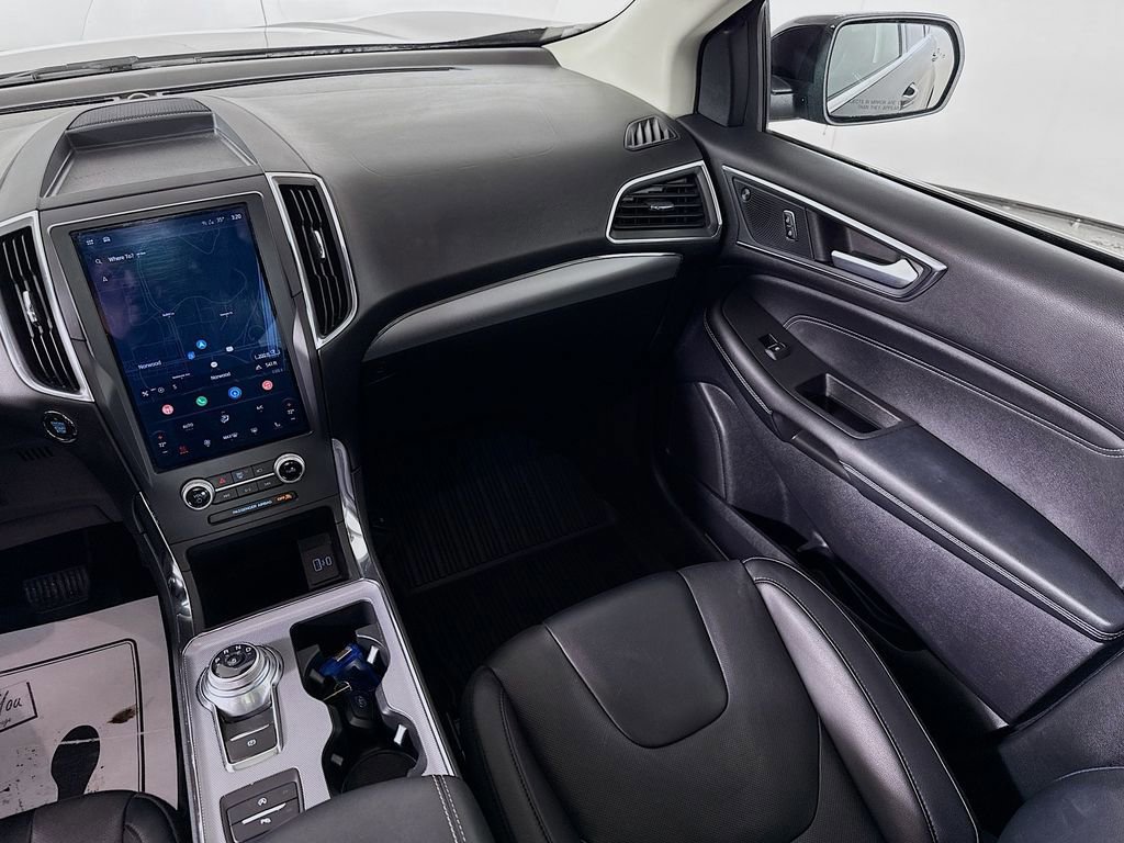 Certified 2022 Ford Edge Titanium w/ Equipment Group 301A image 25