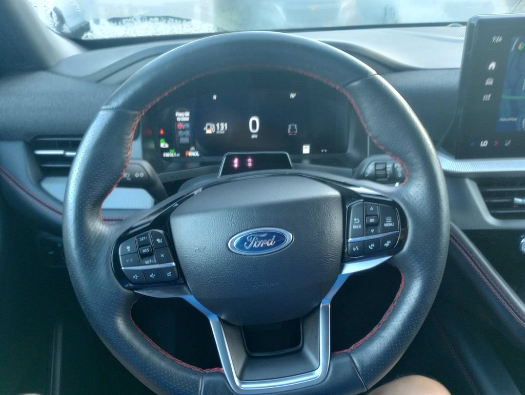 Certified 2025 Ford Explorer ST-Line AWD/4WD image 26