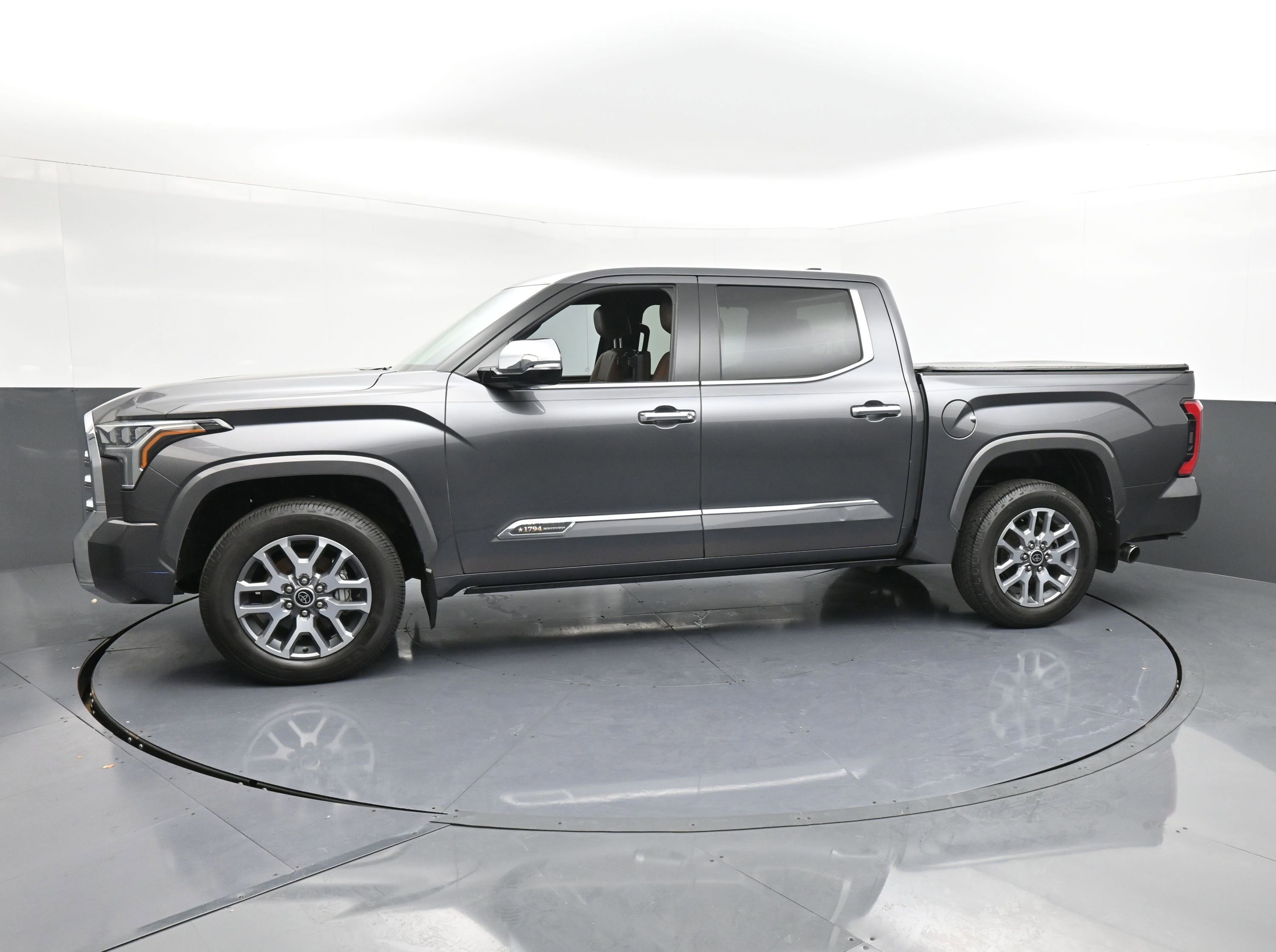 Used 2024 Toyota Tundra 1794 Edition image 5