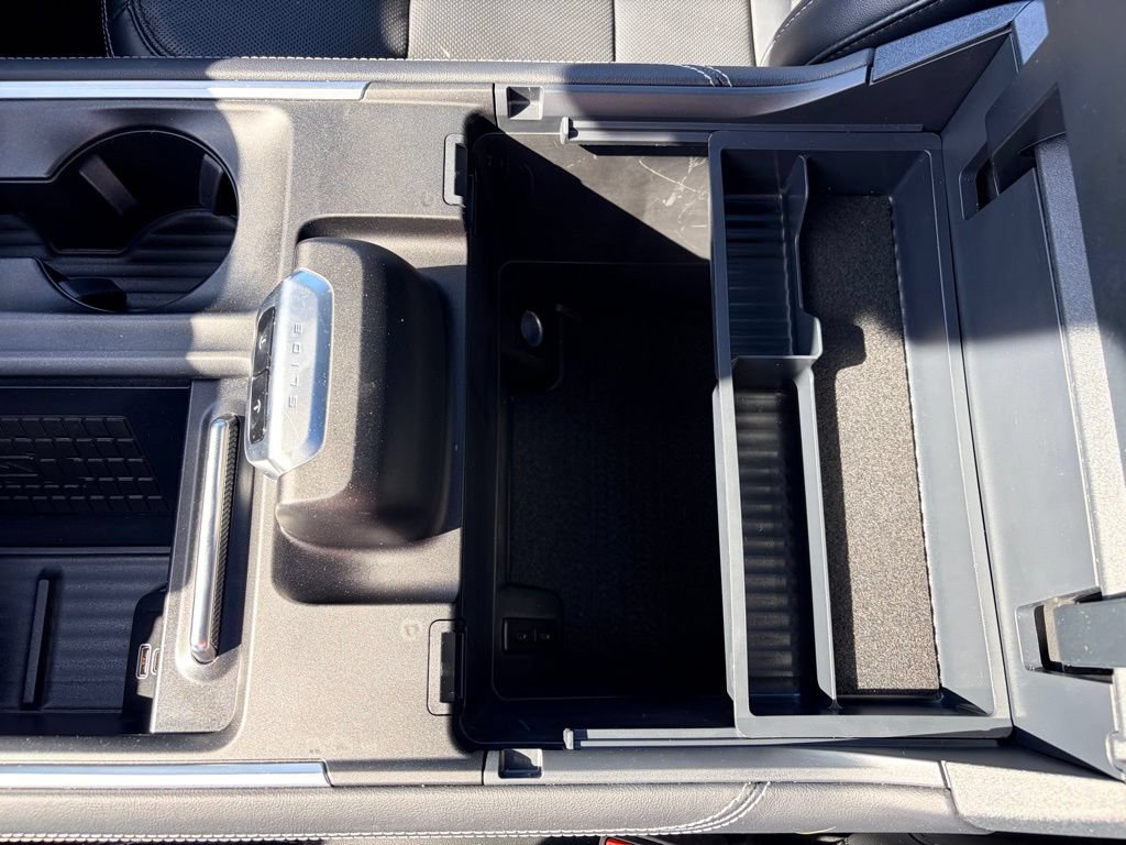 Certified 2025 Ford Expedition Platinum AWD/4WD image 15