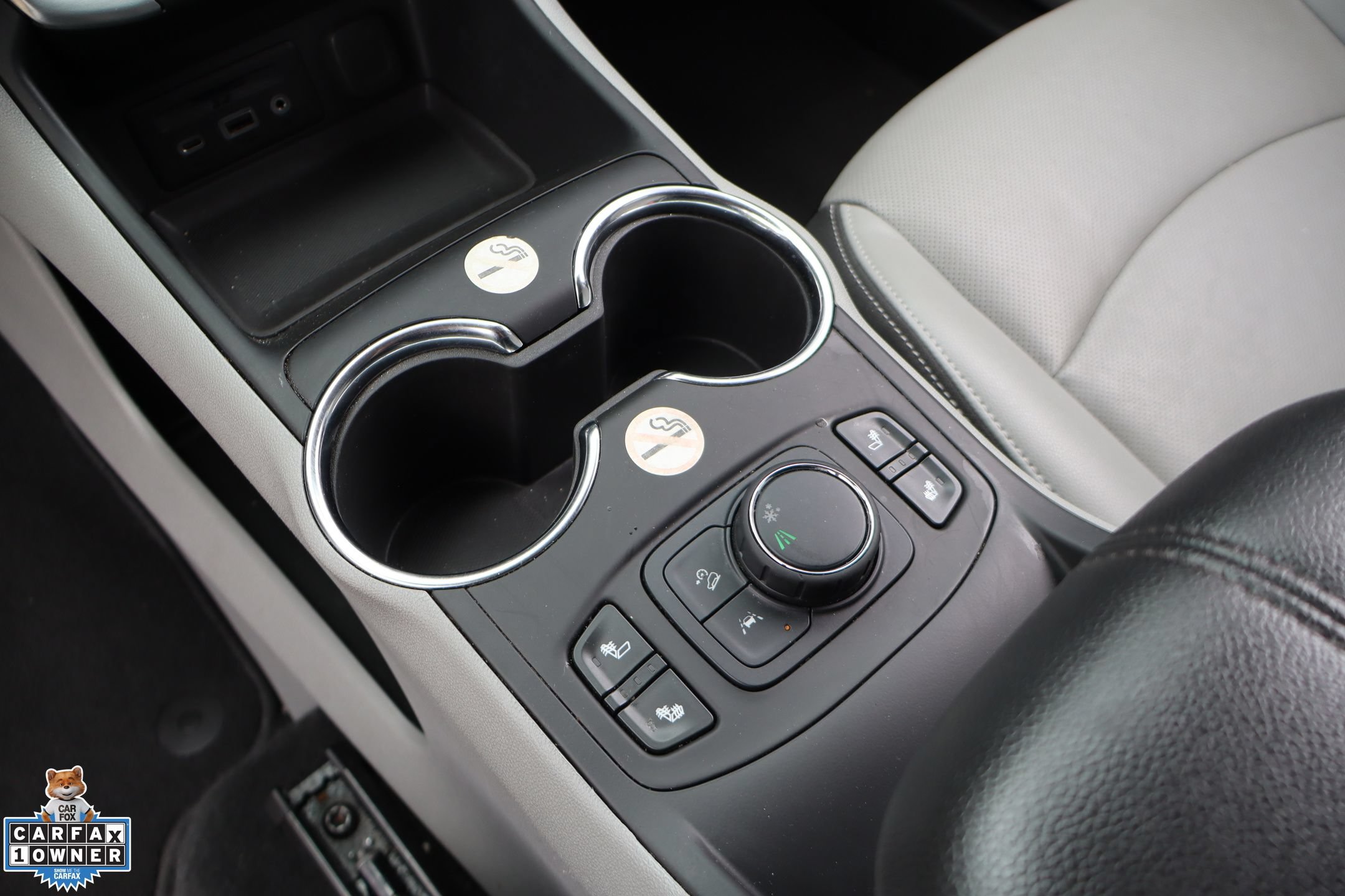 Used 2024 GMC Terrain SLT FWD image 19