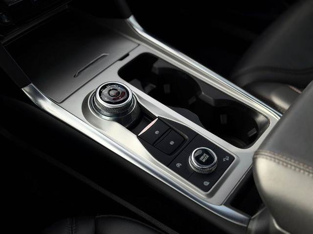 Certified 2023 Ford Explorer Platinum w/ Technology Package AWD/4WD image 22