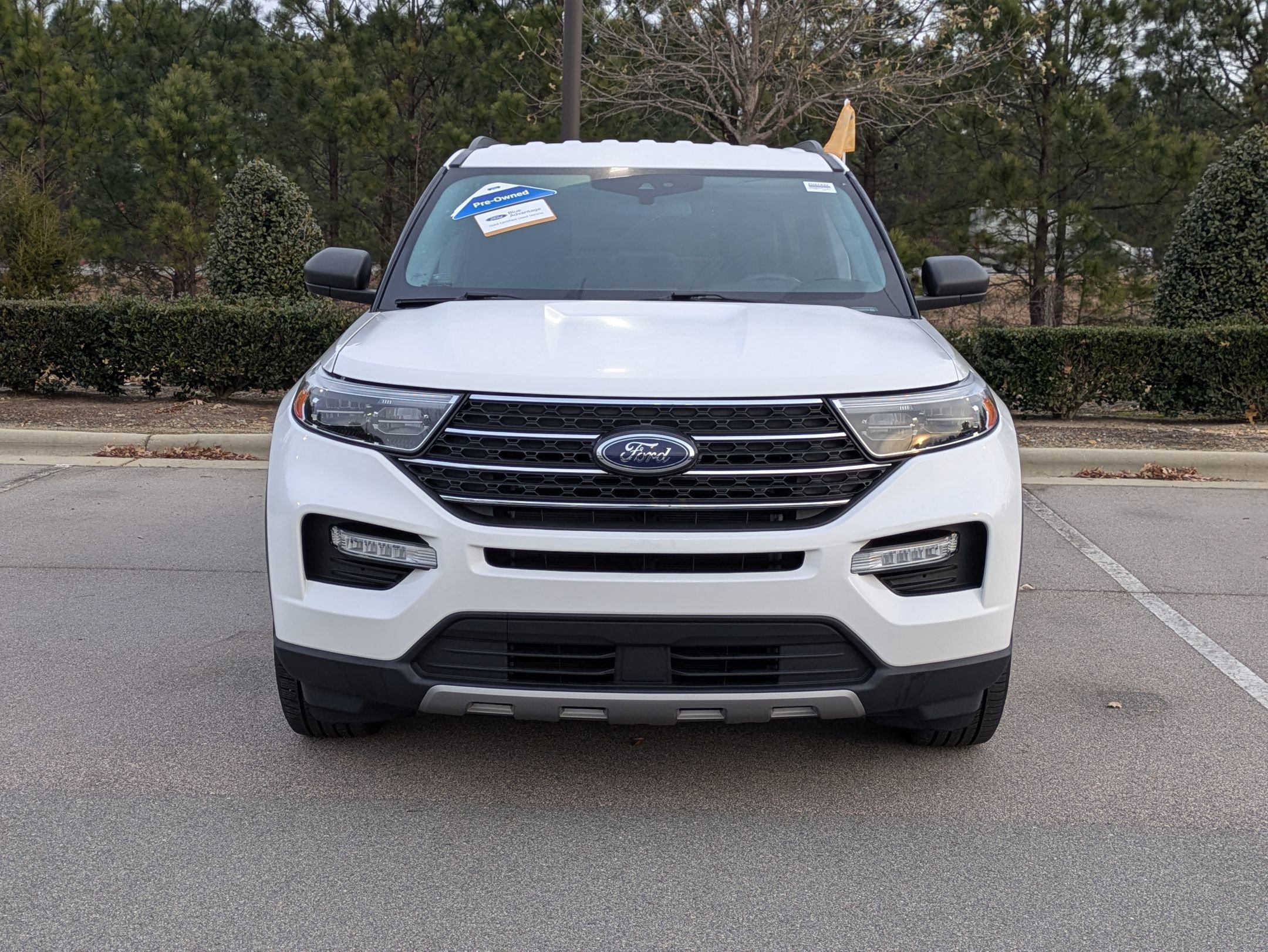 Certified 2022 Ford Explorer XLT w/ Equipment Group 202A image 10