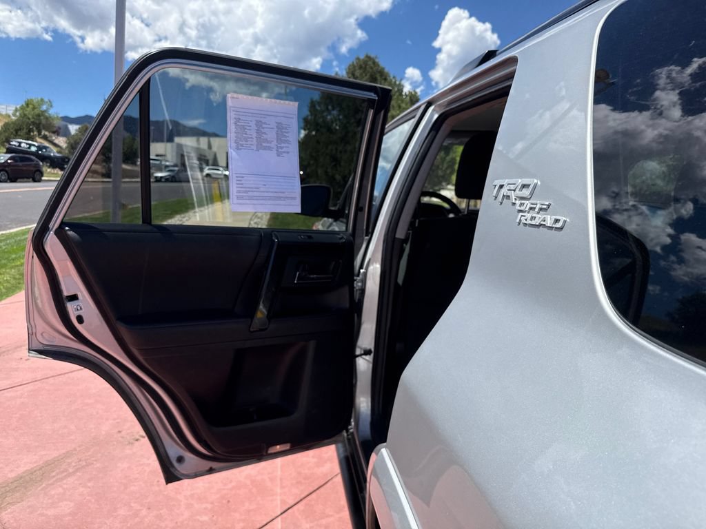 Used 2022 Toyota 4Runner TRD Off-Road AWD/4WD image 20