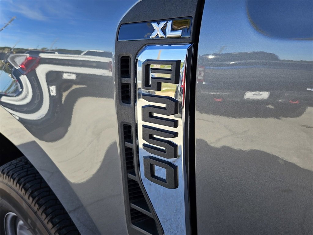 Certified 2025 Ford F250 XL image 41