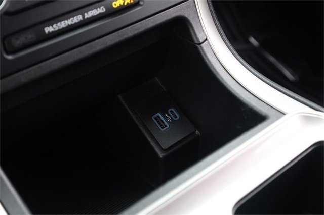 Certified 2024 Ford Edge SEL image 13