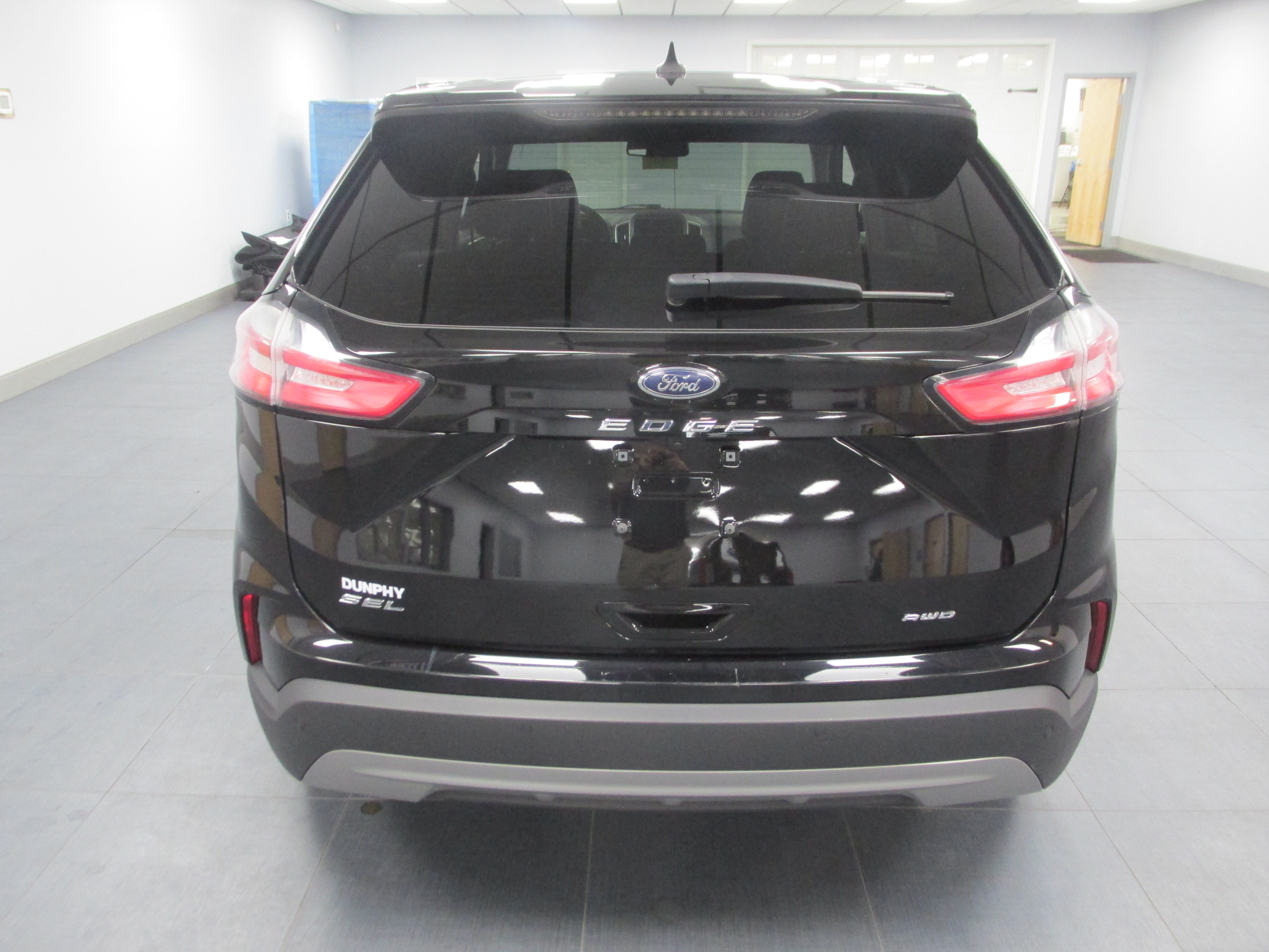 Certified 2024 Ford Edge SEL AWD/4WD image 6