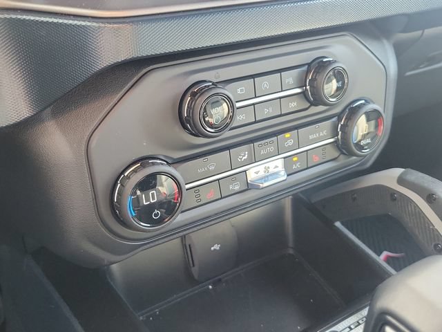 Certified 2023 Ford Bronco Outer Banks w/ Sasquatch Package AWD/4WD image 28