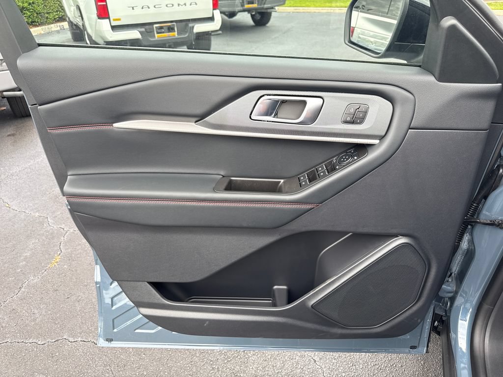 Certified 2026 Ford Explorer ST RWD image 18