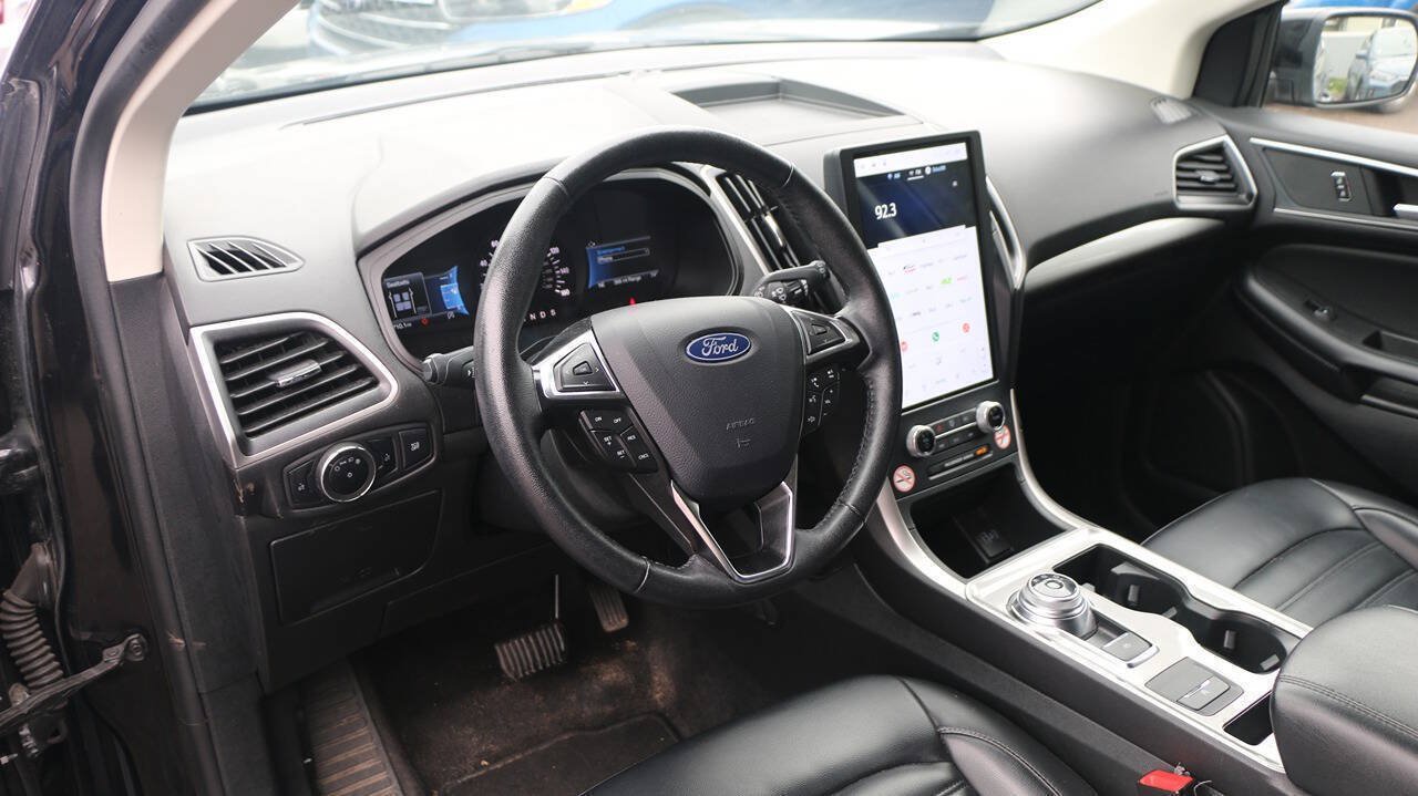 Certified 2024 Ford Edge SEL AWD/4WD image 28