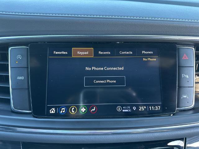 Used 2022 Buick Enclave Essence image 10