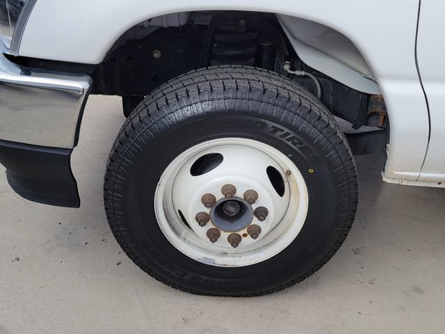 Certified 2022 Ford E-450 and Econoline 450 Super Duty image 18