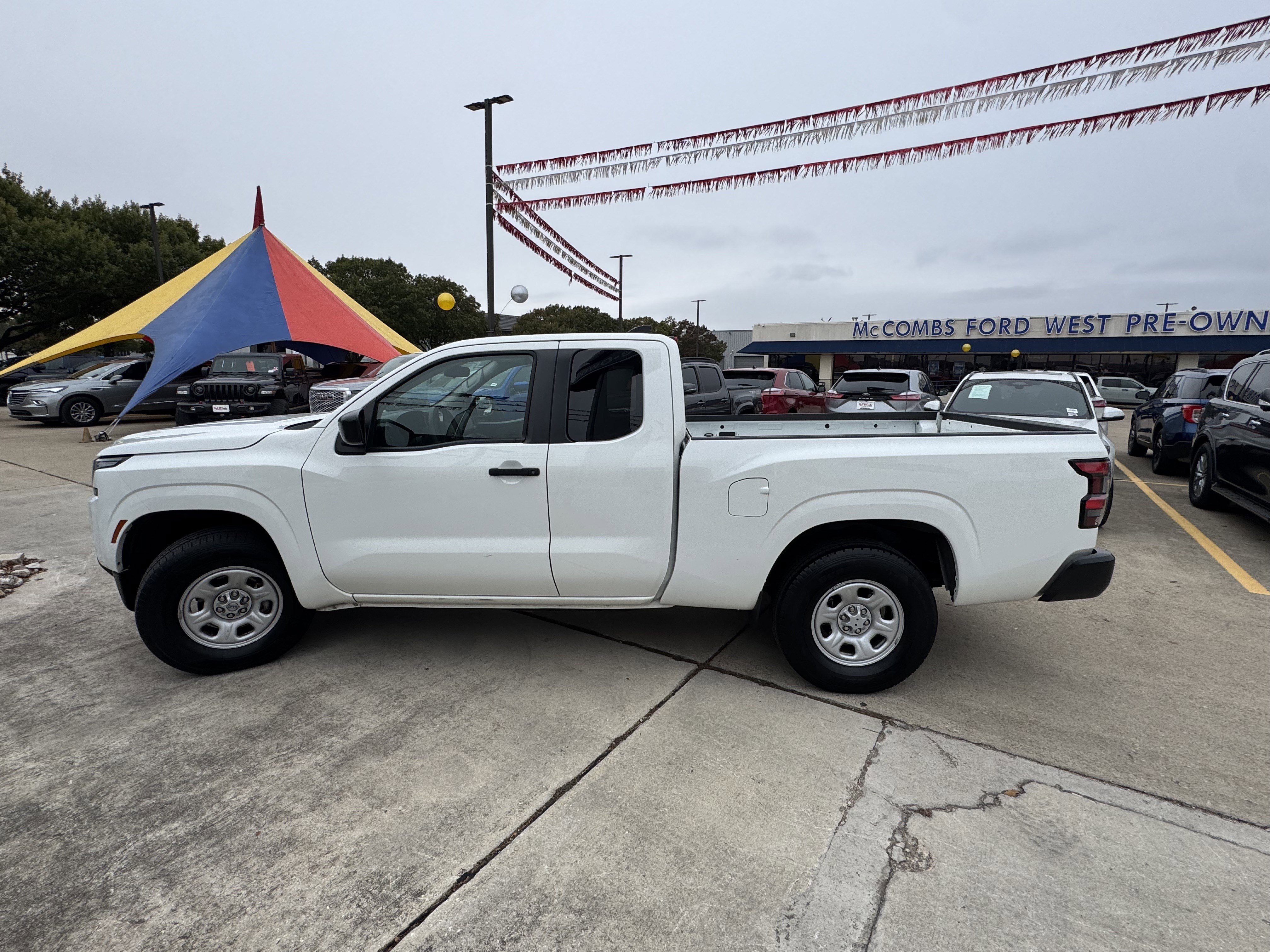 Used 2023 Nissan Frontier S image 9