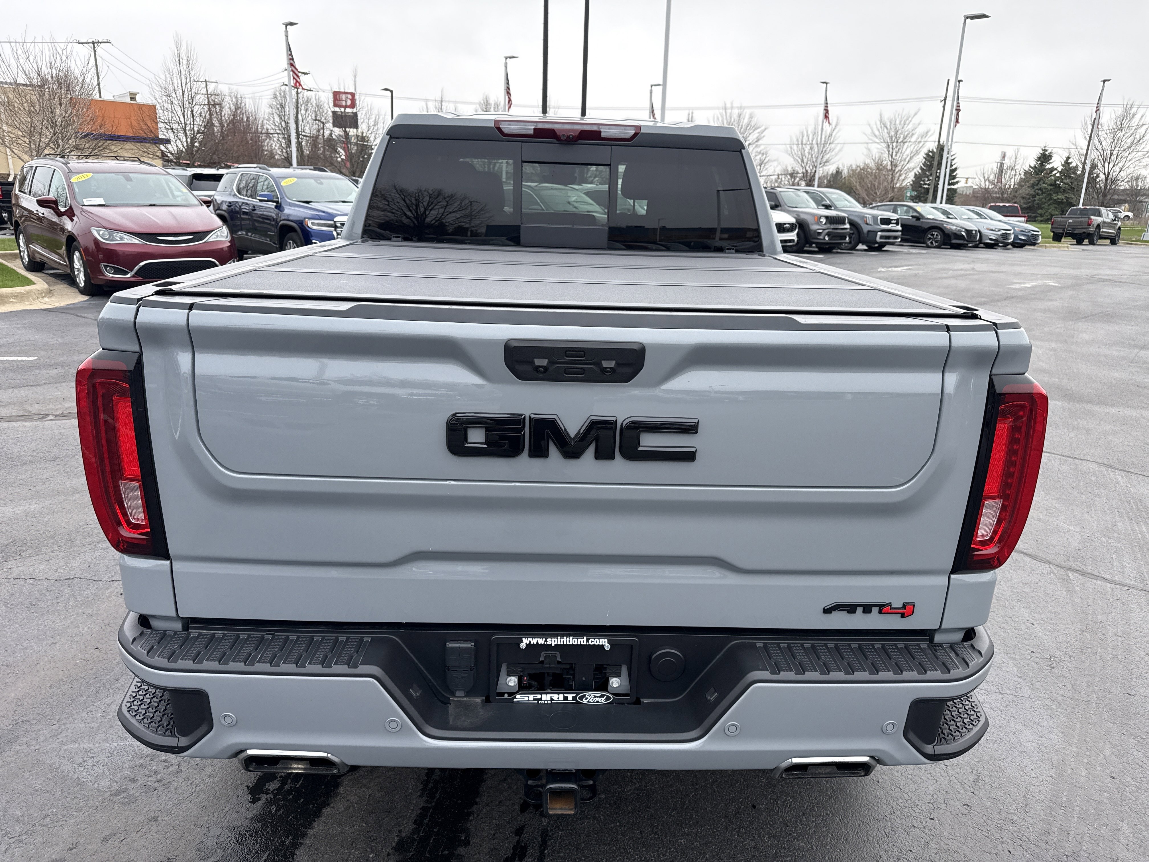 Used 2024 GMC Sierra 1500 AT4 w/ Technology Package AWD/4WD image 7