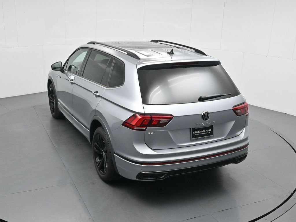 Used 2024 Volkswagen Tiguan SE R-Line image 19