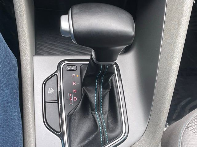 Used 2018 Kia Niro LX FWD image 28