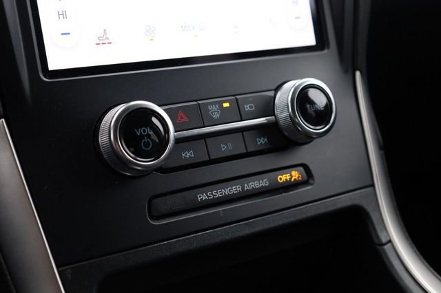 Certified 2024 Ford Edge SEL image 13