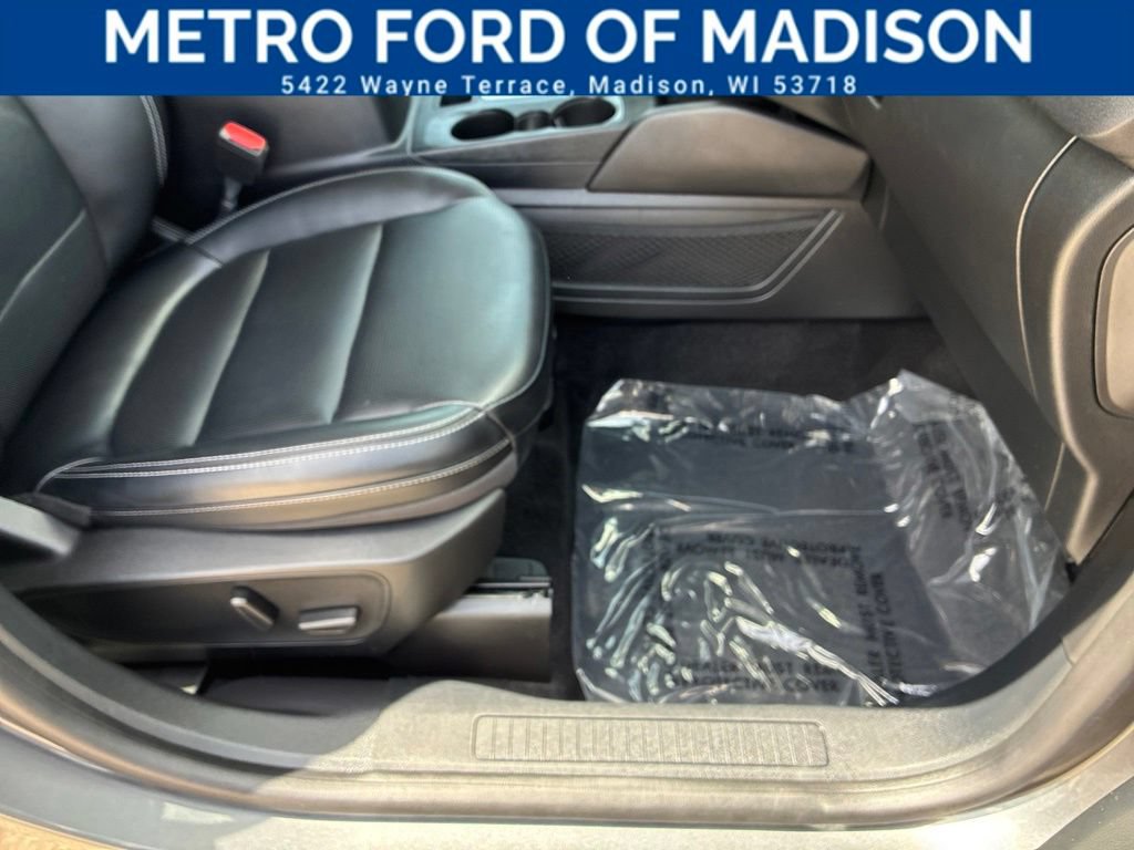 Certified 2023 Ford Escape Platinum AWD/4WD image 45