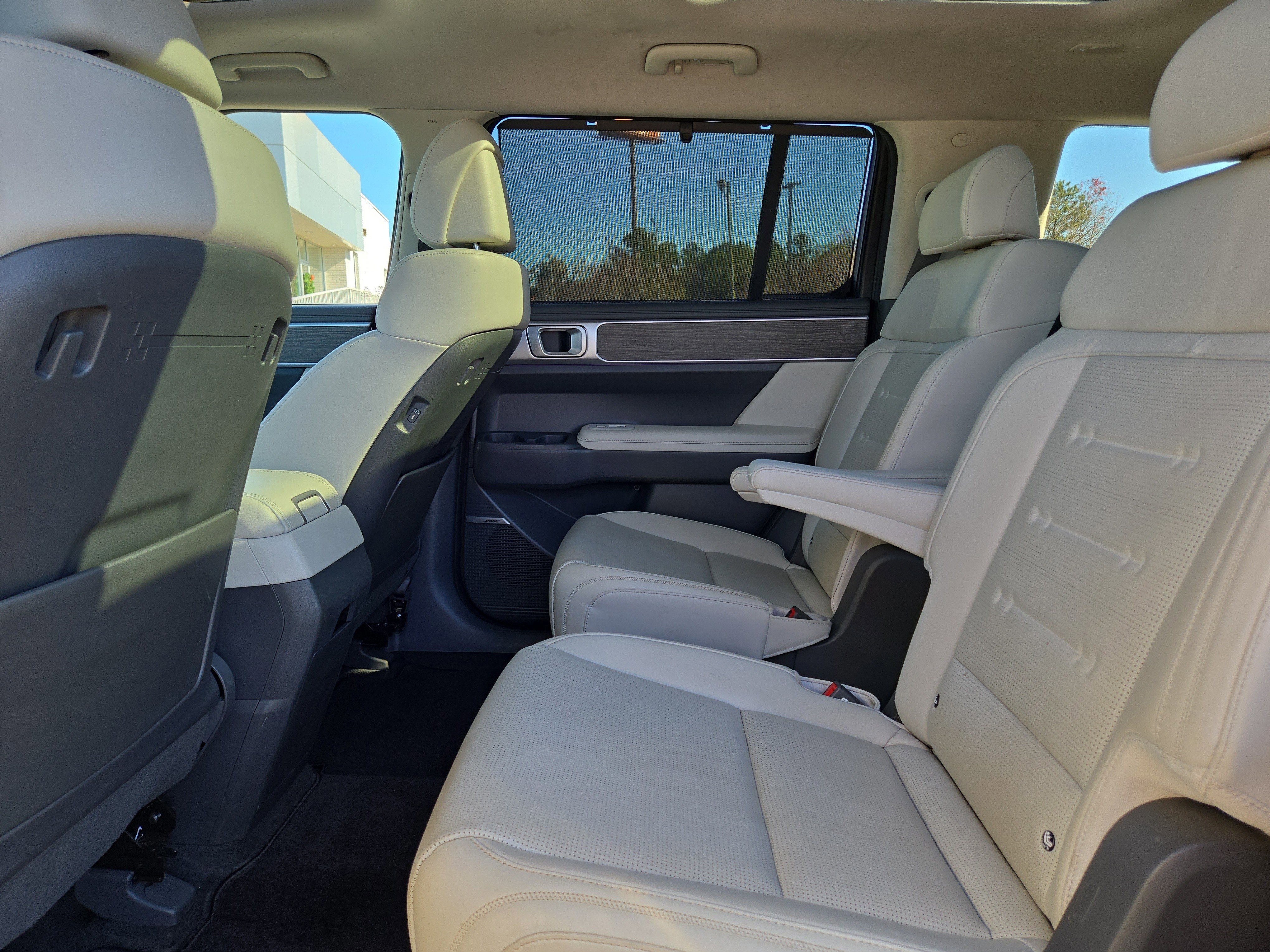 Used 2024 Hyundai Santa Fe Calligraphy image 15