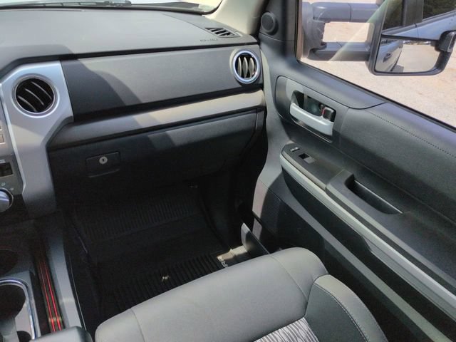 Used 2018 Toyota Tundra SR5 w/ SR5 Upgrade Package RWD image 21