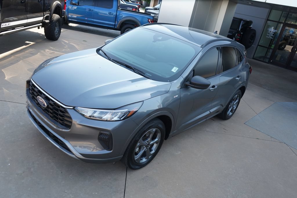 Certified 2024 Ford Escape ST-Line AWD/4WD image 15