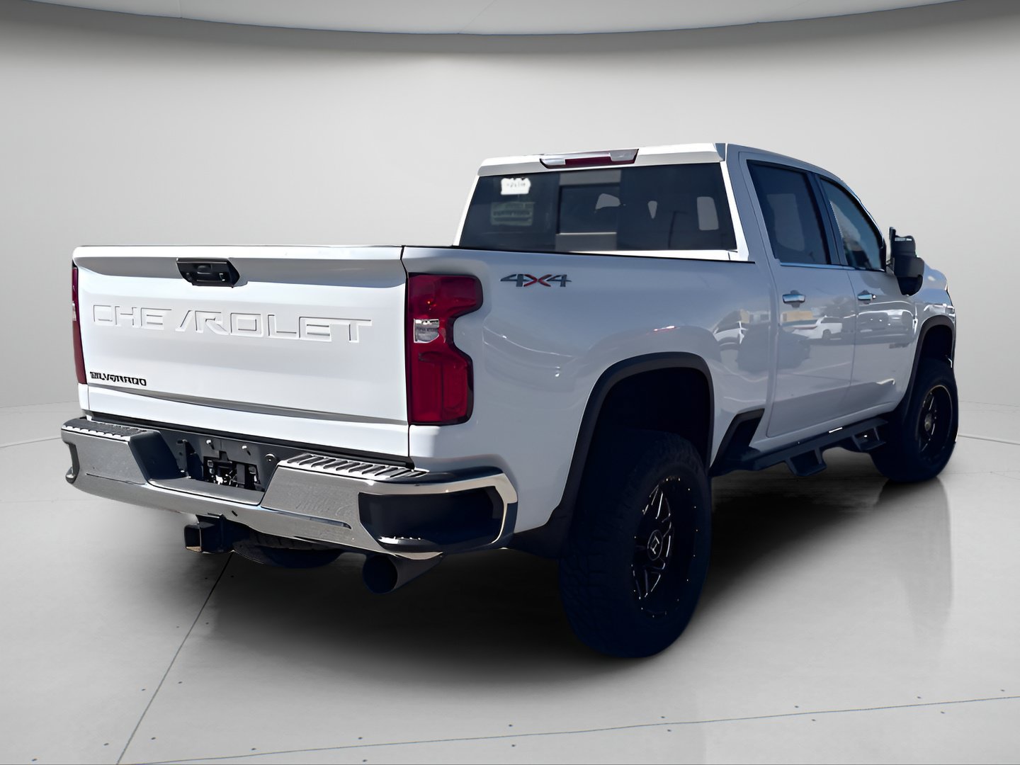 Used 2020 Chevrolet Silverado 3500 LTZ w/ LTZ Convenience Package AWD/4WD image 6