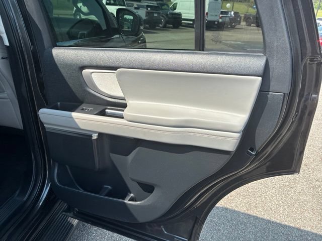 Certified 2025 Ford Expedition Active AWD/4WD image 72