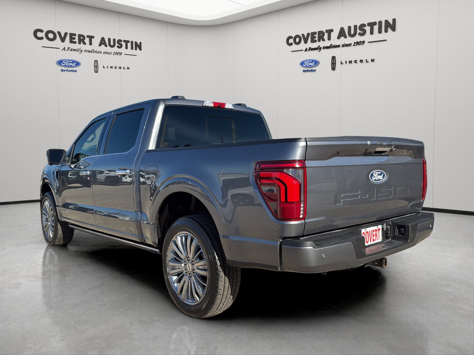 Certified 2024 Ford F150 Platinum w/ Equipment Group 703A Plus AWD/4WD image 3