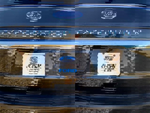 Certified 2024 Ford Expedition Limited image 43