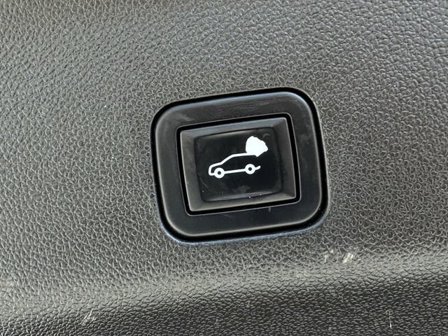 Used 2021 Chevrolet Tahoe High Country AWD/4WD image 37