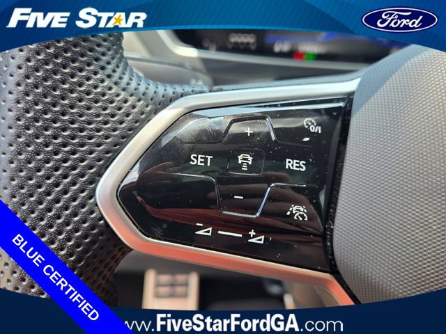 Used 2023 Volkswagen Tiguan SE R-Line FWD image 24