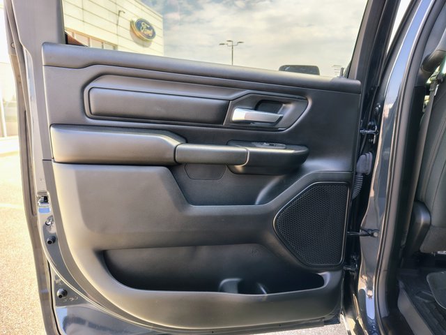 Used 2025 RAM 1500 Warlock AWD/4WD image 11