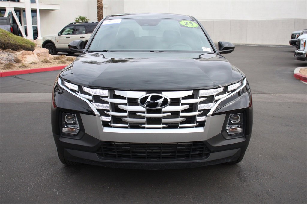 Used 2023 Hyundai Santa Cruz SE w/ Cargo Package image 11