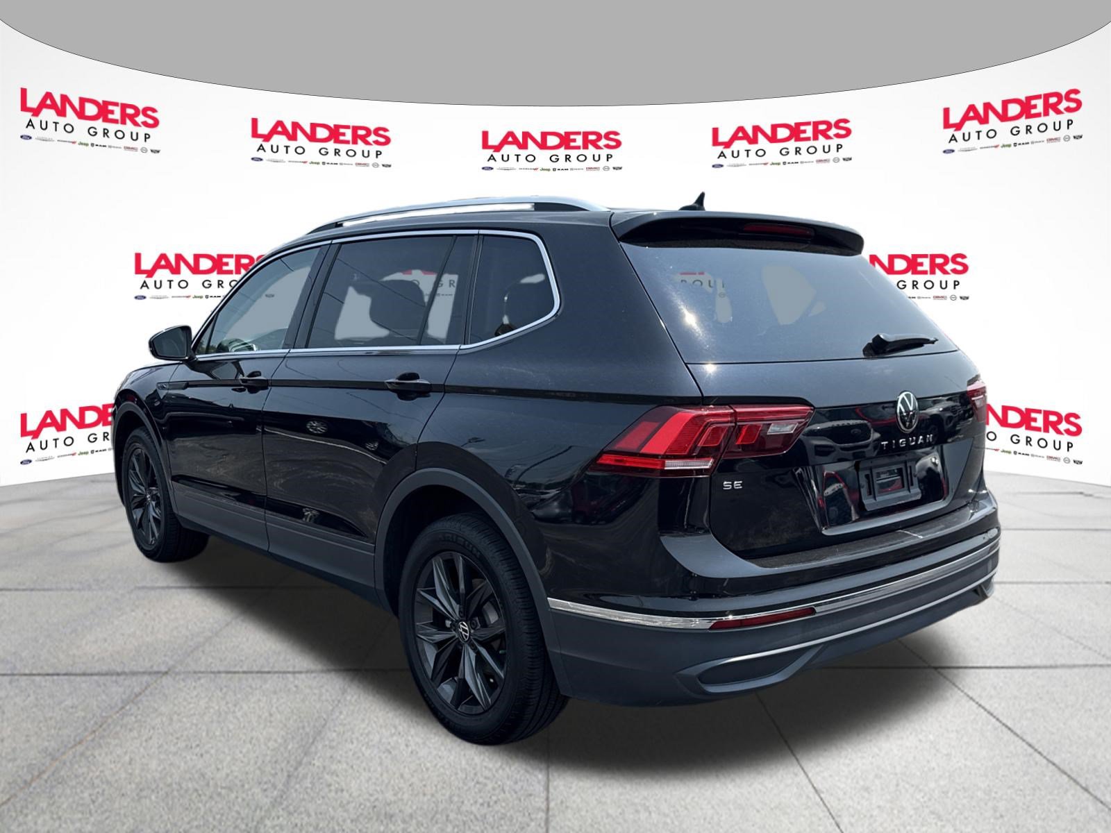 Used 2024 Volkswagen Tiguan SE FWD image 5