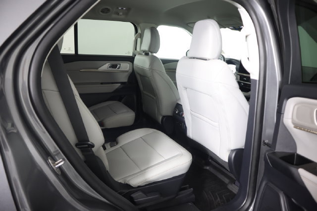 Certified 2025 Ford Explorer Active w/ Active Comfort Package AWD/4WD image 61