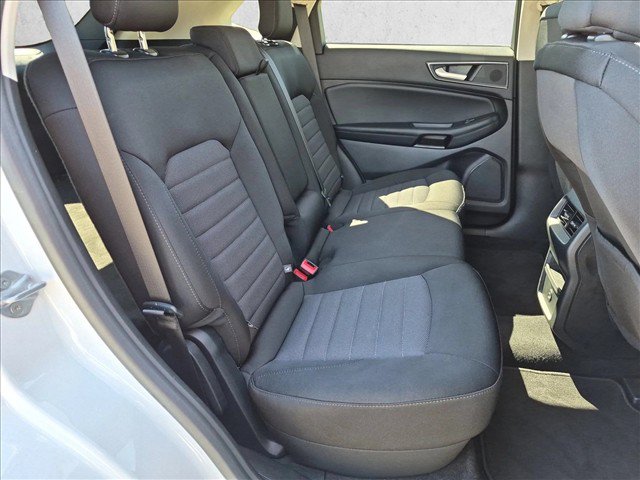 Certified 2021 Ford Edge SE FWD image 19