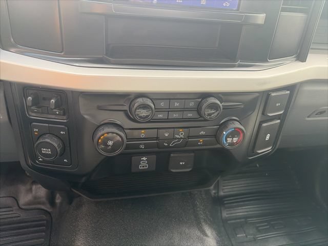 Certified 2024 Ford F250 XL w/ XL Off-Road Package AWD/4WD image 23