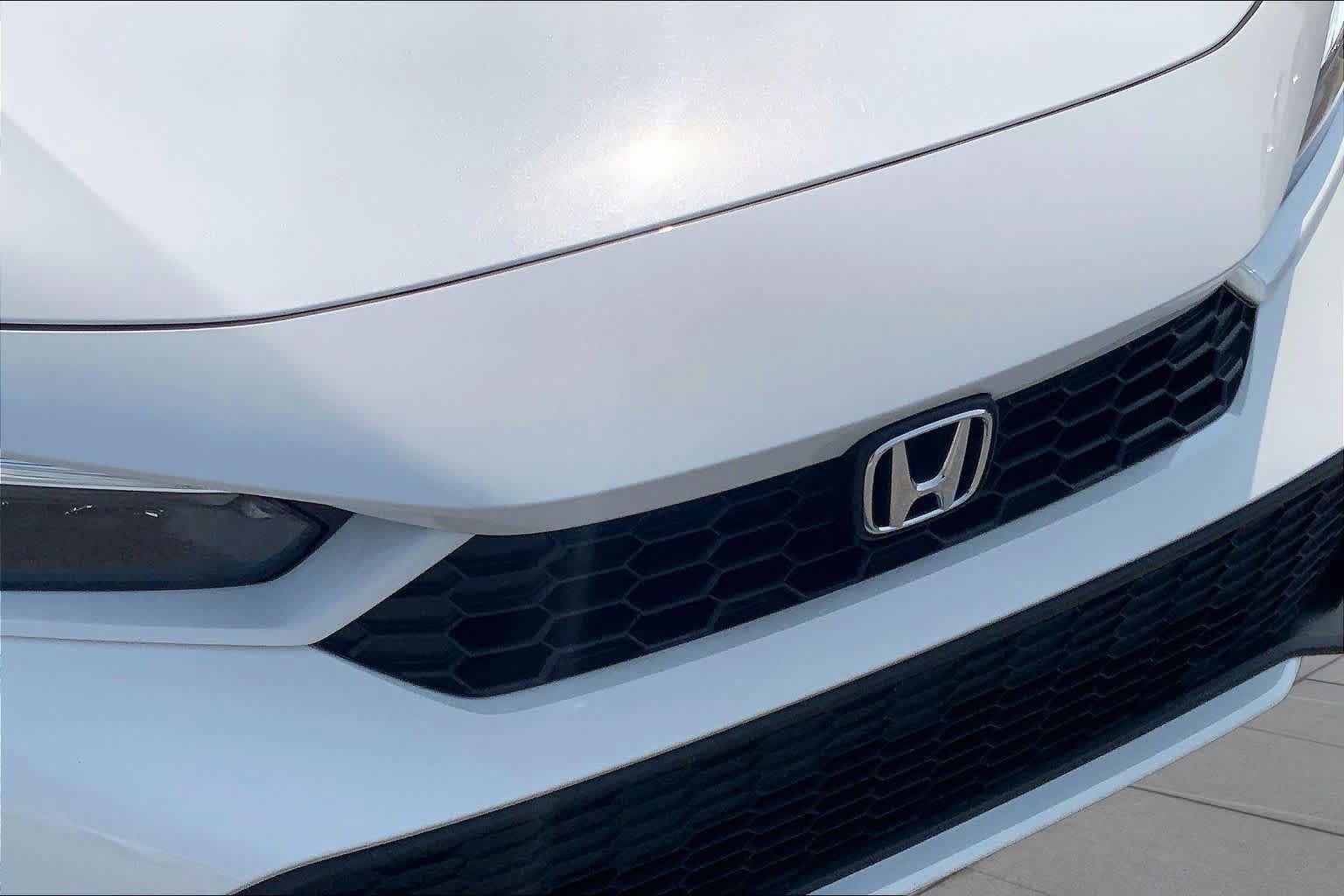 Used 2025 Honda Civic Sport image 30
