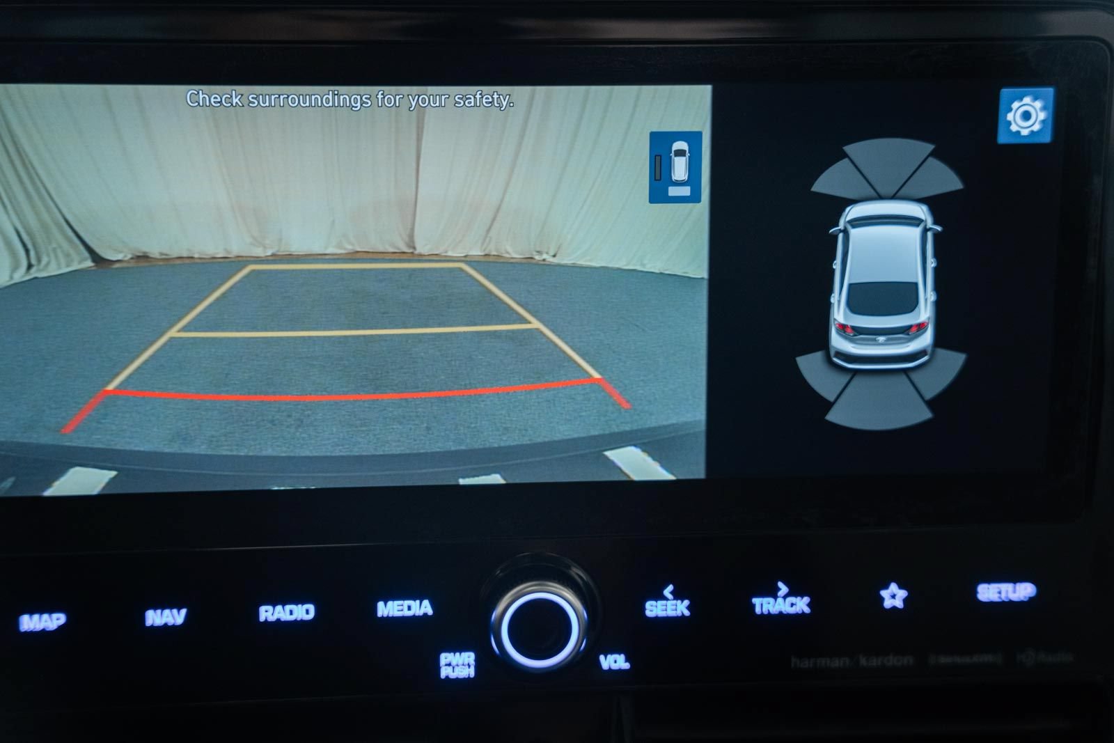 Used 2020 Hyundai Ioniq Limited FWD image 46