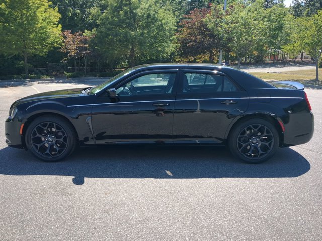 Used 2020 Chrysler 300 S w/ 300S Premium Group RWD image 7